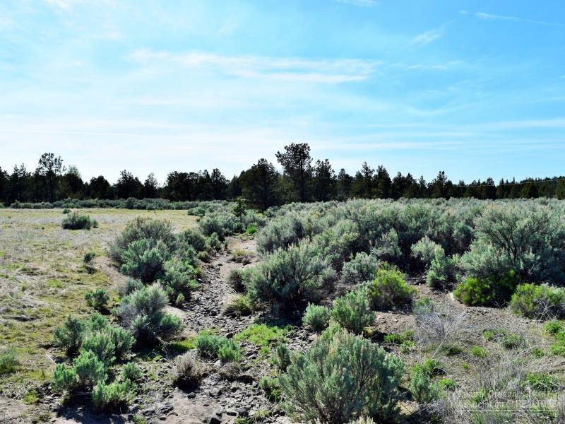 Three Peaks Estate - Land