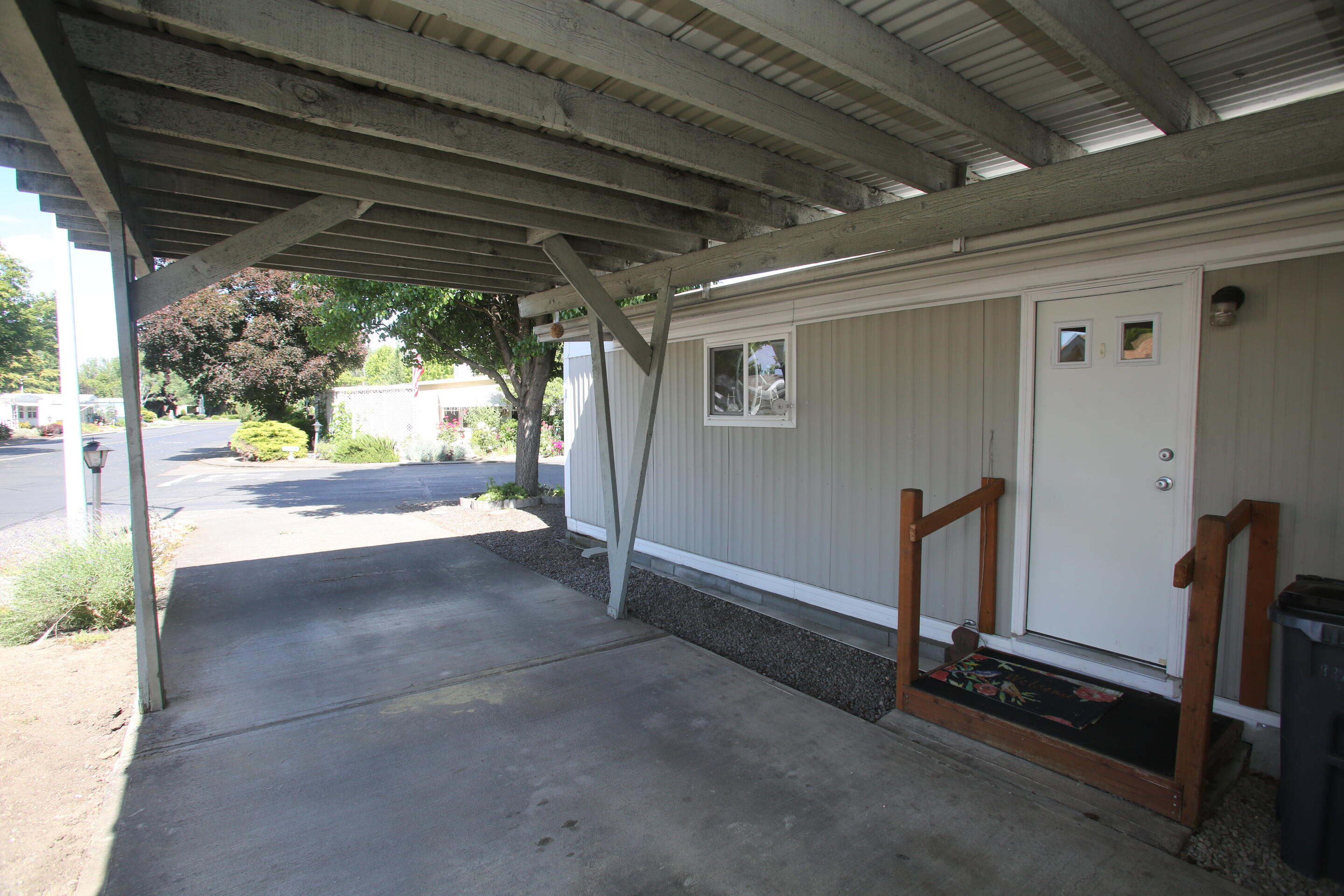Aspens On The Creek - Residential
