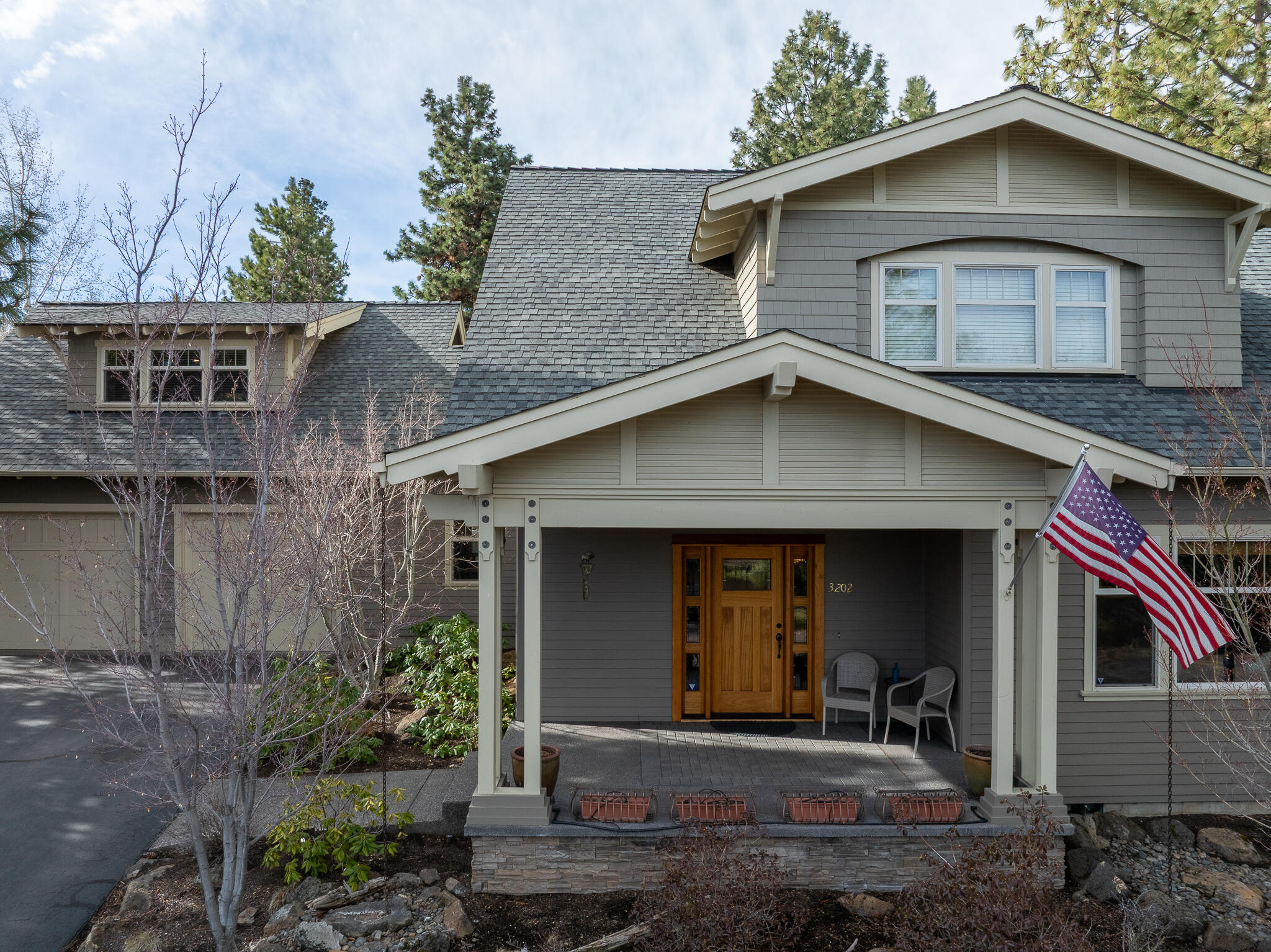 3202 NW Fairway Heights Drive