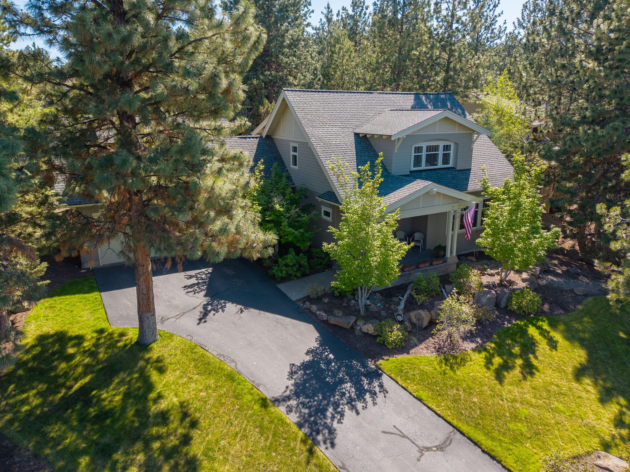 3202 NW Fairway Heights Drive