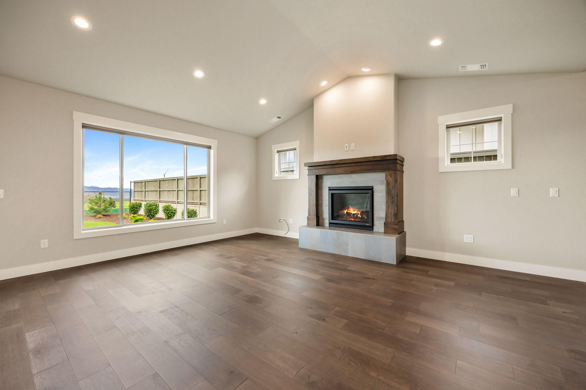 Silver Oaks - Residential