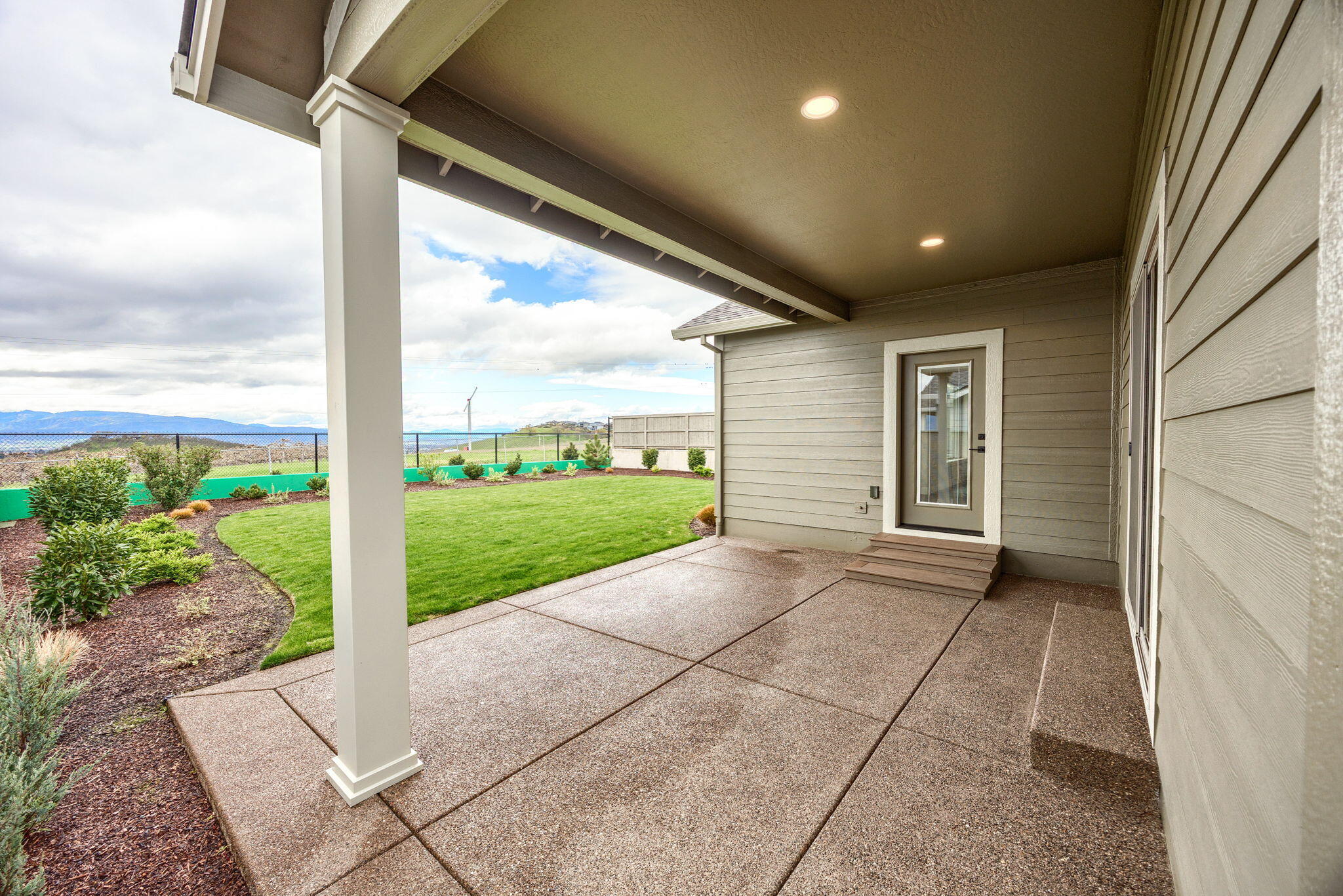 Silver Oaks - Residential