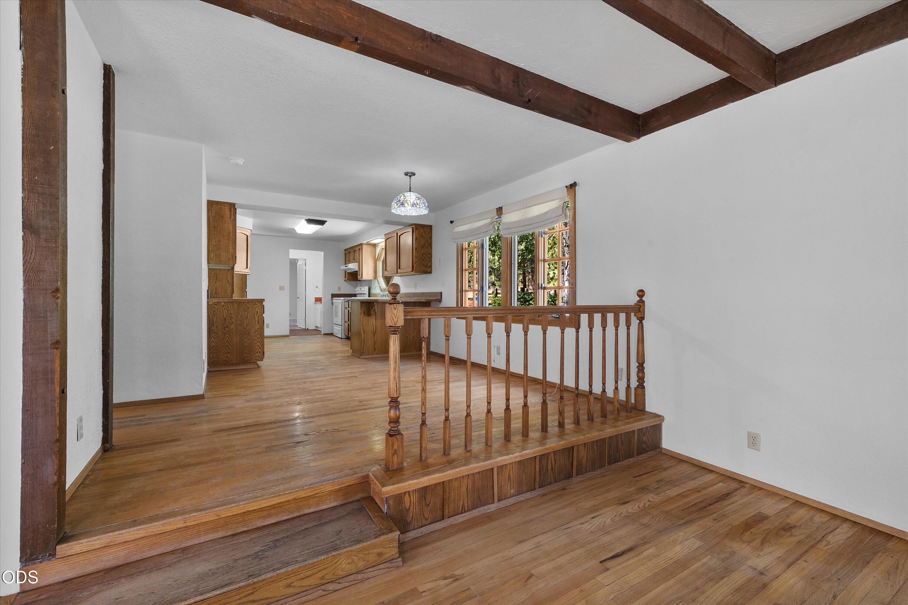60325 Woodside Road