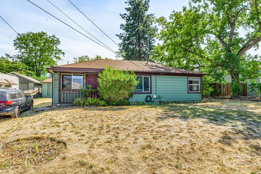 Single level ranch on a quiet street in a terrific Ashland location. With three bedrooms and one bathroom, this home has a nice layout that leaves flexibility to have a home office or media room. The backyard is level and has a large mature pine tree that provides both shade and privacy. There is also a detached garage that could be used as a home studio or creative space. This home is in a great south Ashland location that is close to the YMCA, bike path, and shopping. Great opportunity to enter the Ashland market or a solid investment opportunity.