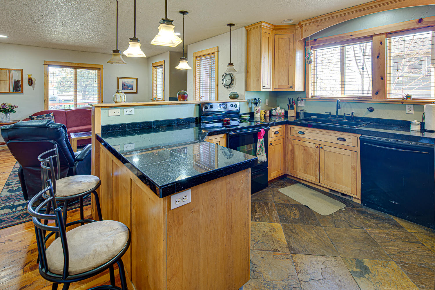 Golden Horseshoe - Residential