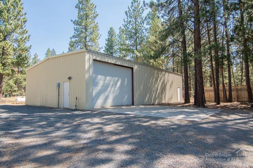 Great home for an avid craftsman! An Amazing 40X60 shop on property that's heated, has electricity, and water. This 3 bedroom, 2 bath home is a tranquil spot that's close to schools, Brookswood Plaza, and The Old Mill District. With almost an acre, there is plenty of room for all of your toys, and a great shop for all of your hobbies! This is an opportunity not to be missed!