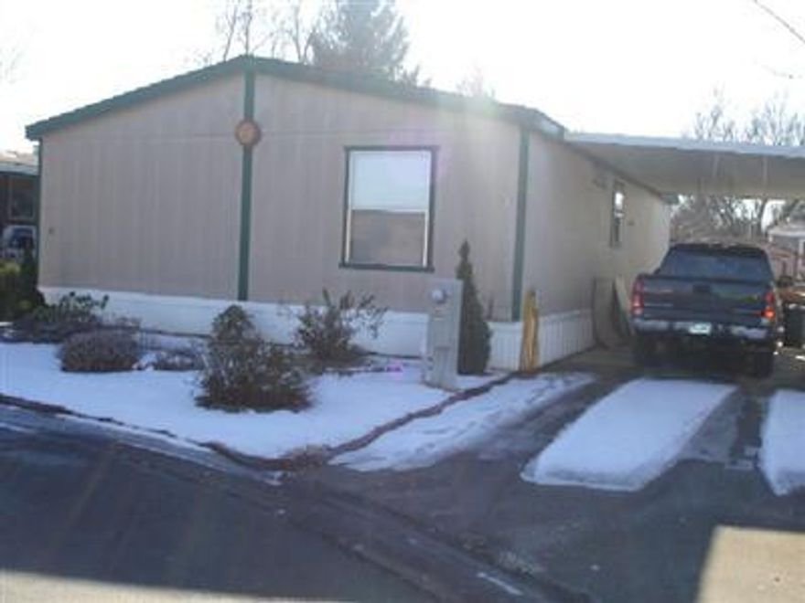 Great well cared for park! The owner of this home takes great pride in keeping this home neat as a pin from the inside out. There is an open & airy feel from one room to the next. The kitchen glows with natural light that flows in from the skylight above. Just around the cul-de-sac of this home is a nice little playground.
