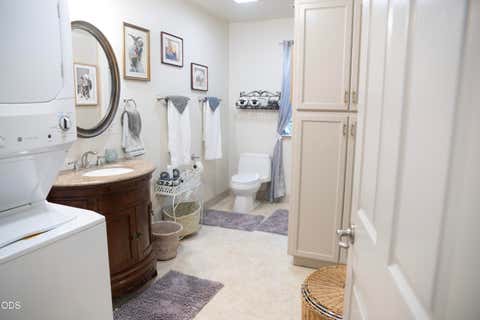 Tiny photo for 347 Peckerwood Lane, Grants Pass, OR 97527 (MLS # 220227481)