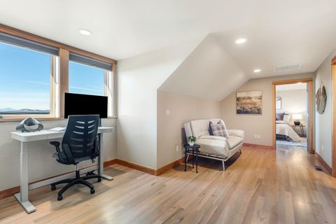 Tiny photo for 11039 SW Ranch Road, Powell Butte, OR 97753 (MLS # 220212586)