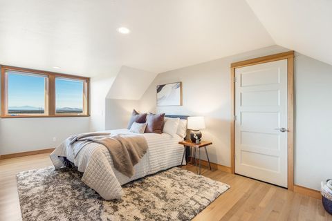 Tiny photo for 11039 SW Ranch Road, Powell Butte, OR 97753 (MLS # 220212586)