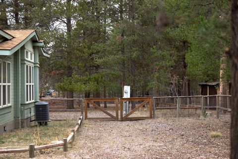 Tiny photo for 15728 Eastwind Court, La Pine, OR 97739 (MLS # 220212810)