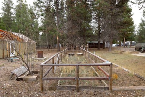 Tiny photo for 15728 Eastwind Court, La Pine, OR 97739 (MLS # 220212810)