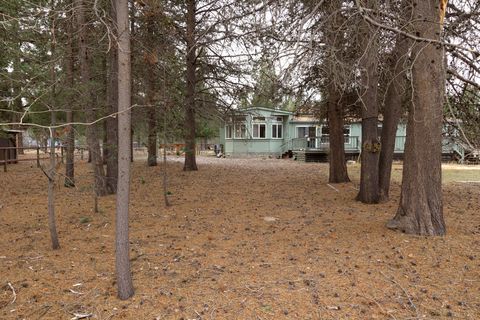 Tiny photo for 15728 Eastwind Court, La Pine, OR 97739 (MLS # 220212810)