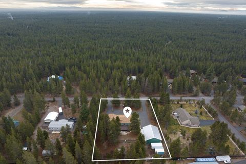 Tiny photo for 15728 Eastwind Court, La Pine, OR 97739 (MLS # 220212810)