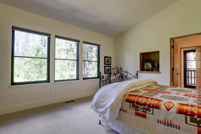 Vandevert Ranch - Residential