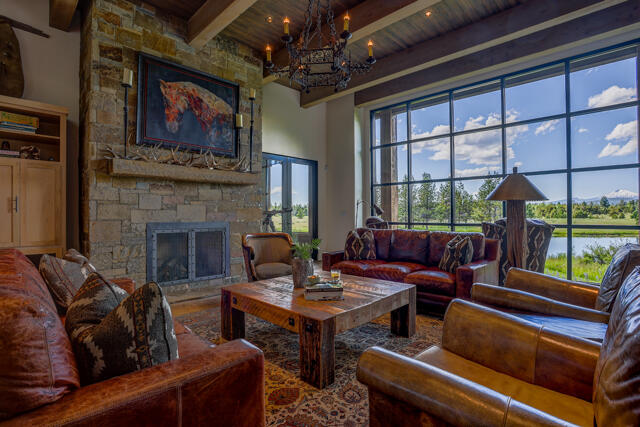 Vandevert Ranch - Residential