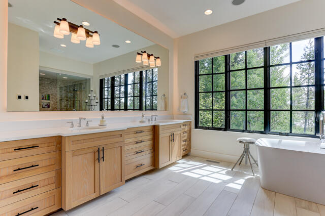 Vandevert Ranch - Residential