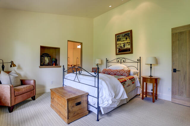 Vandevert Ranch - Residential