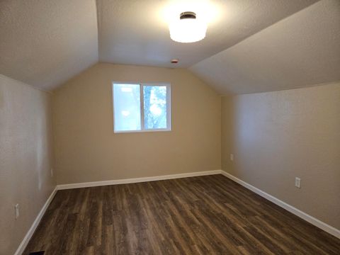 Tiny photo for 221 Hillside Avenue, Klamath Falls, OR 97601 (MLS # 220210896)