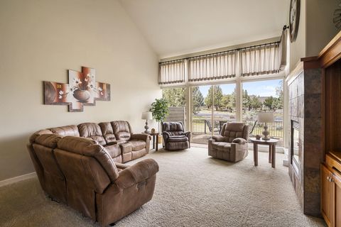 Tiny photo for 679 Sage Country Court, Redmond, OR 97756 (MLS # 220219608)