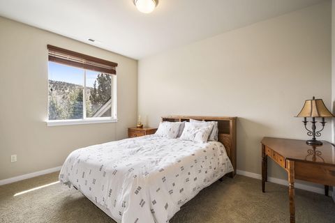 Tiny photo for 679 Sage Country Court, Redmond, OR 97756 (MLS # 220219608)