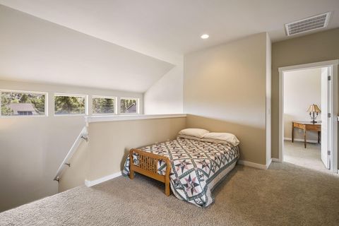 Tiny photo for 679 Sage Country Court, Redmond, OR 97756 (MLS # 220219608)