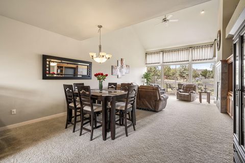 Tiny photo for 679 Sage Country Court, Redmond, OR 97756 (MLS # 220219608)