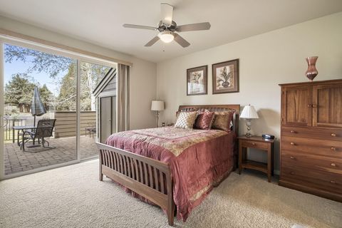 Tiny photo for 679 Sage Country Court, Redmond, OR 97756 (MLS # 220219608)