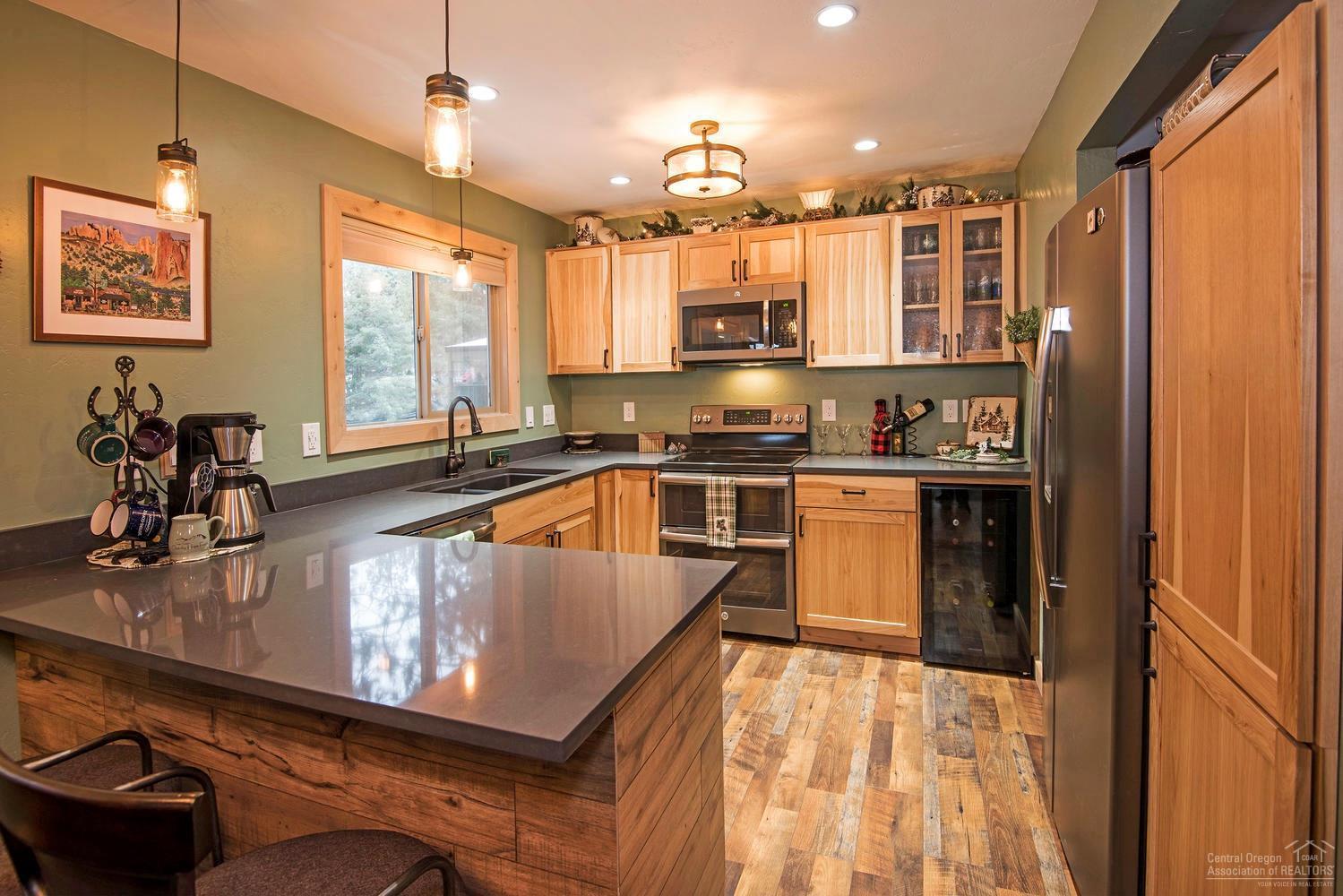 4th Sister Condo - Residential