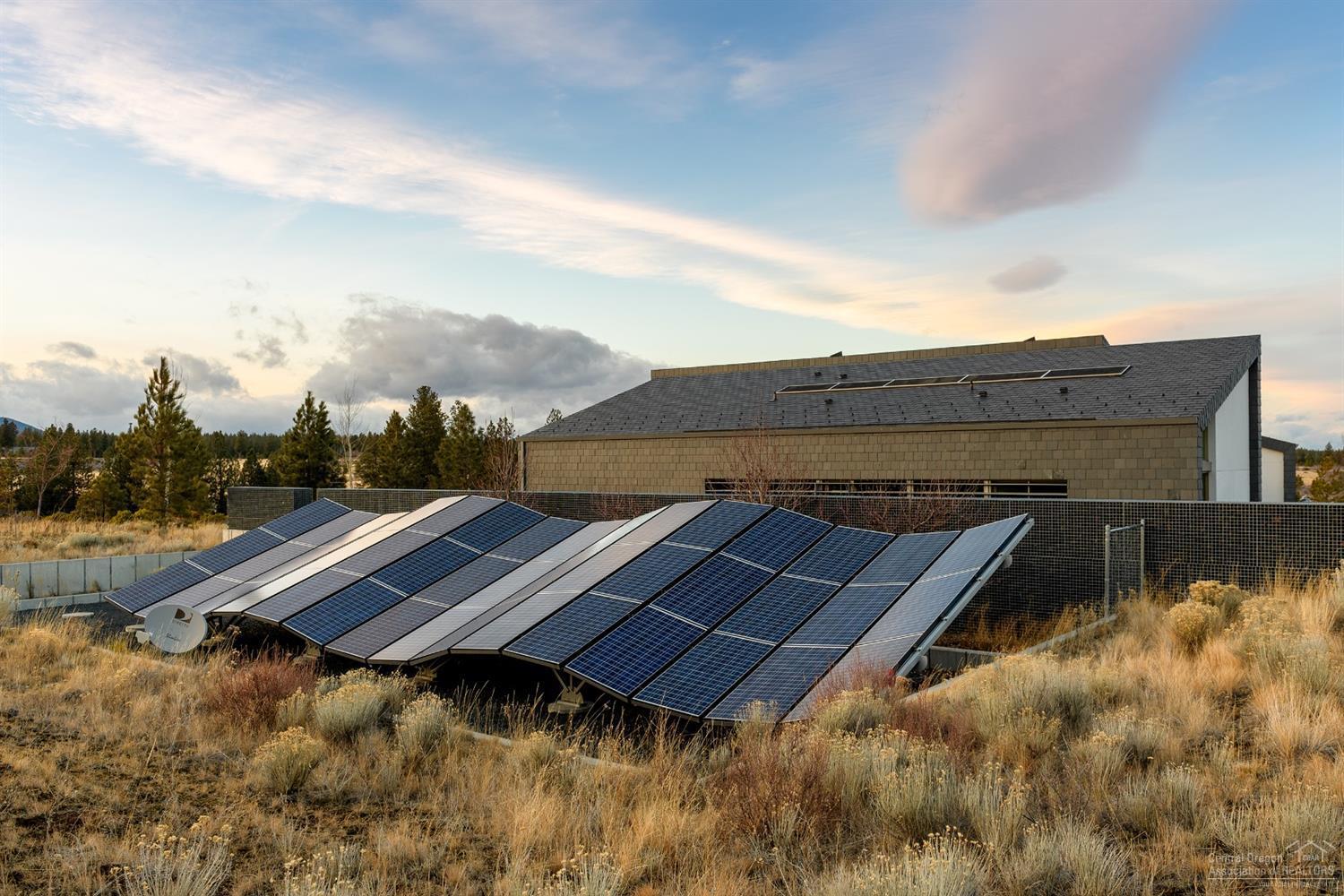 The Highlands at Broken Top - Residential