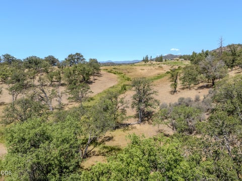 Tiny photo for 688 Worthington Road, Eagle Point, OR 97524 (MLS # 220227181)