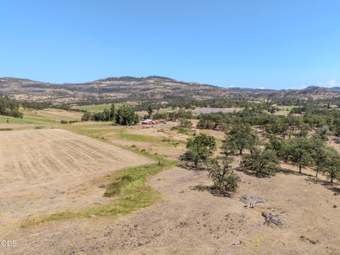 Tiny photo for 688 Worthington Road, Eagle Point, OR 97524 (MLS # 220227181)