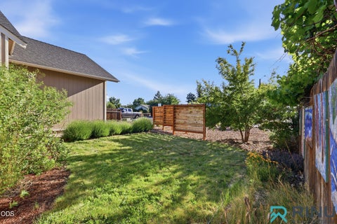 Tiny photo for 1810 SW 27th Street, Redmond, OR 97756 (MLS # 220223392)