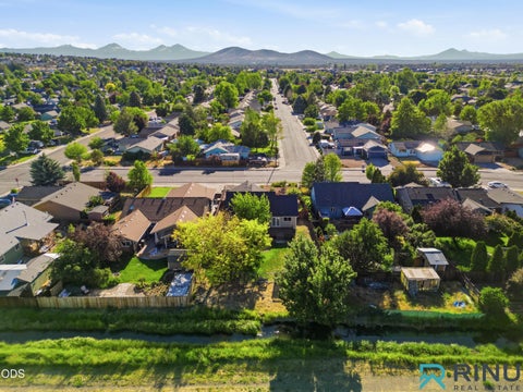 Tiny photo for 1810 SW 27th Street, Redmond, OR 97756 (MLS # 220223392)
