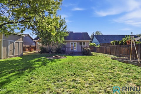 Tiny photo for 1810 SW 27th Street, Redmond, OR 97756 (MLS # 220223392)
