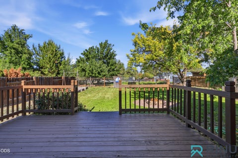 Tiny photo for 1810 SW 27th Street, Redmond, OR 97756 (MLS # 220223392)