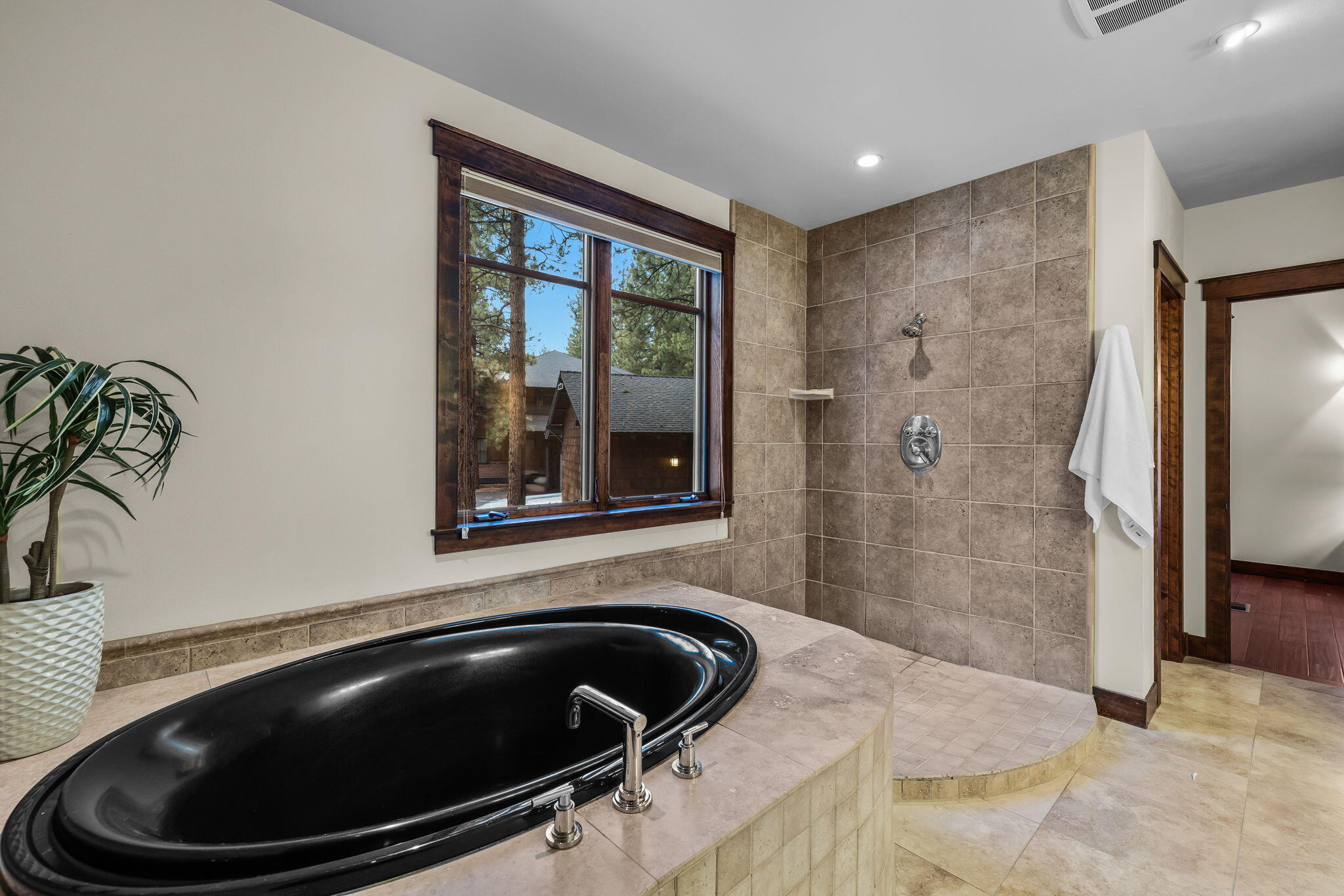 Fivepine - Residential