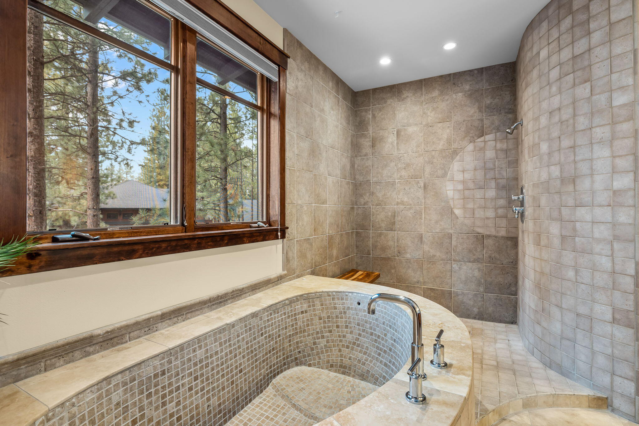 Fivepine - Residential