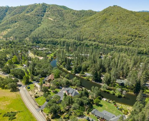 Tiny photo for 8993 John Day Drive, Gold Hill, OR 97525 (MLS # 220221158)