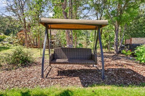 Tiny photo for 8993 John Day Drive, Gold Hill, OR 97525 (MLS # 220221158)