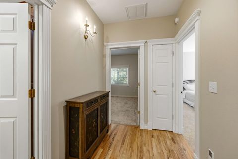 Tiny photo for 8993 John Day Drive, Gold Hill, OR 97525 (MLS # 220221158)