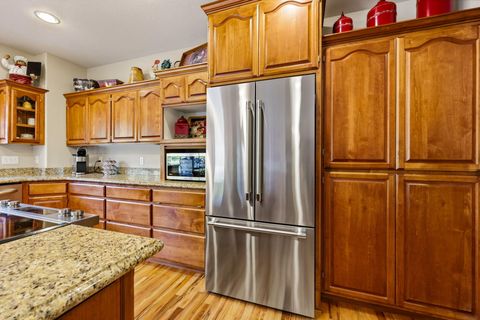 Tiny photo for 8993 John Day Drive, Gold Hill, OR 97525 (MLS # 220221158)