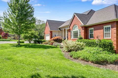 Tiny photo for 8993 John Day Drive, Gold Hill, OR 97525 (MLS # 220221158)