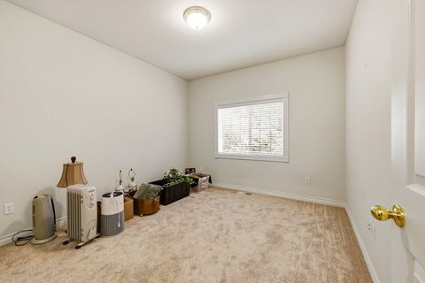 Tiny photo for 8993 John Day Drive, Gold Hill, OR 97525 (MLS # 220221158)