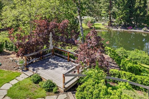 Tiny photo for 8993 John Day Drive, Gold Hill, OR 97525 (MLS # 220221158)