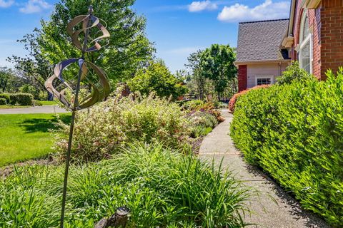Tiny photo for 8993 John Day Drive, Gold Hill, OR 97525 (MLS # 220221158)