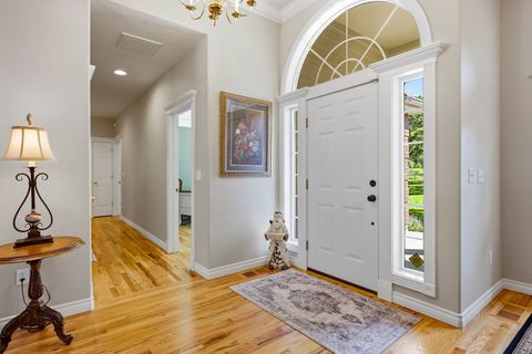 Tiny photo for 8993 John Day Drive, Gold Hill, OR 97525 (MLS # 220221158)