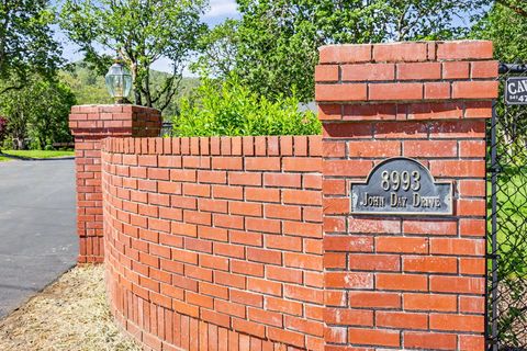 Tiny photo for 8993 John Day Drive, Gold Hill, OR 97525 (MLS # 220221158)