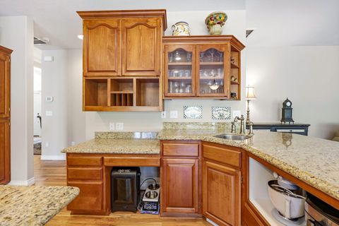 Tiny photo for 8993 John Day Drive, Gold Hill, OR 97525 (MLS # 220221158)