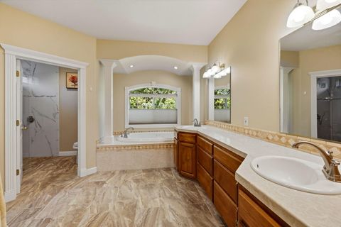 Tiny photo for 8993 John Day Drive, Gold Hill, OR 97525 (MLS # 220221158)